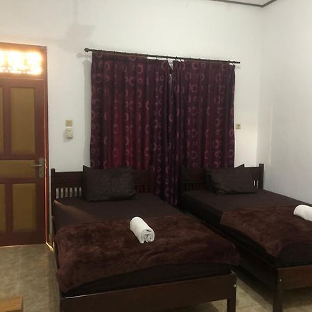 Pili Pili Homestay 6 Legian Eksteriør billede