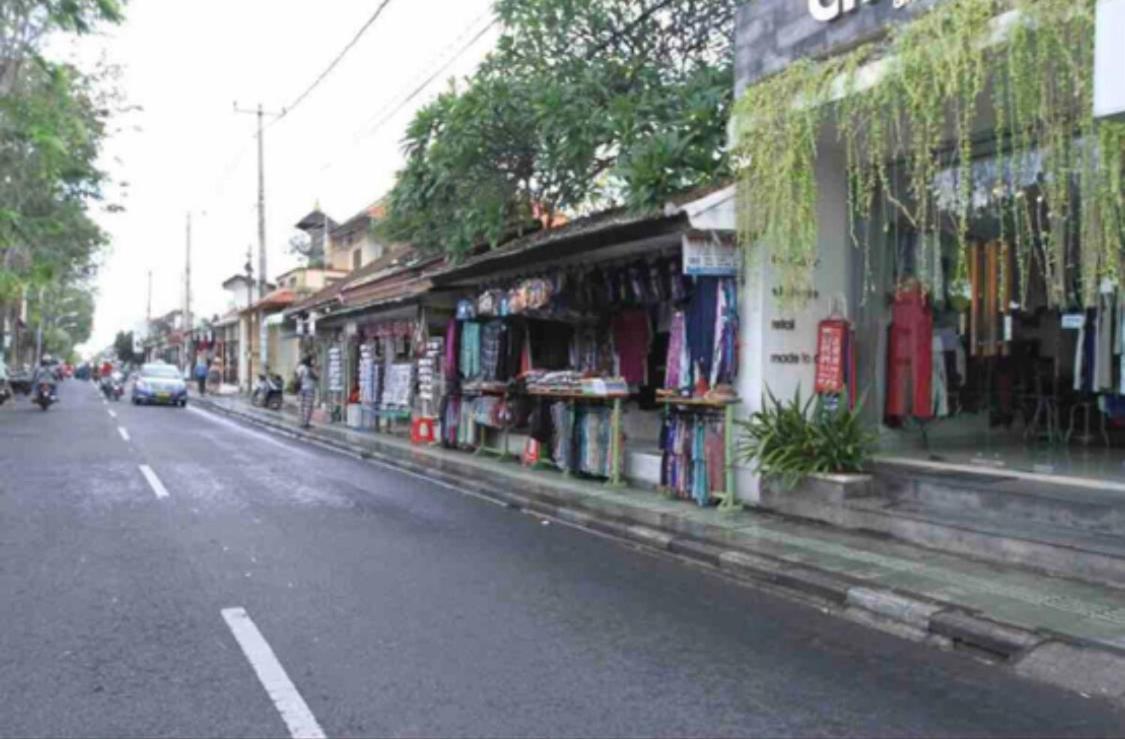 Pili Pili Homestay 6 Legian Eksteriør billede