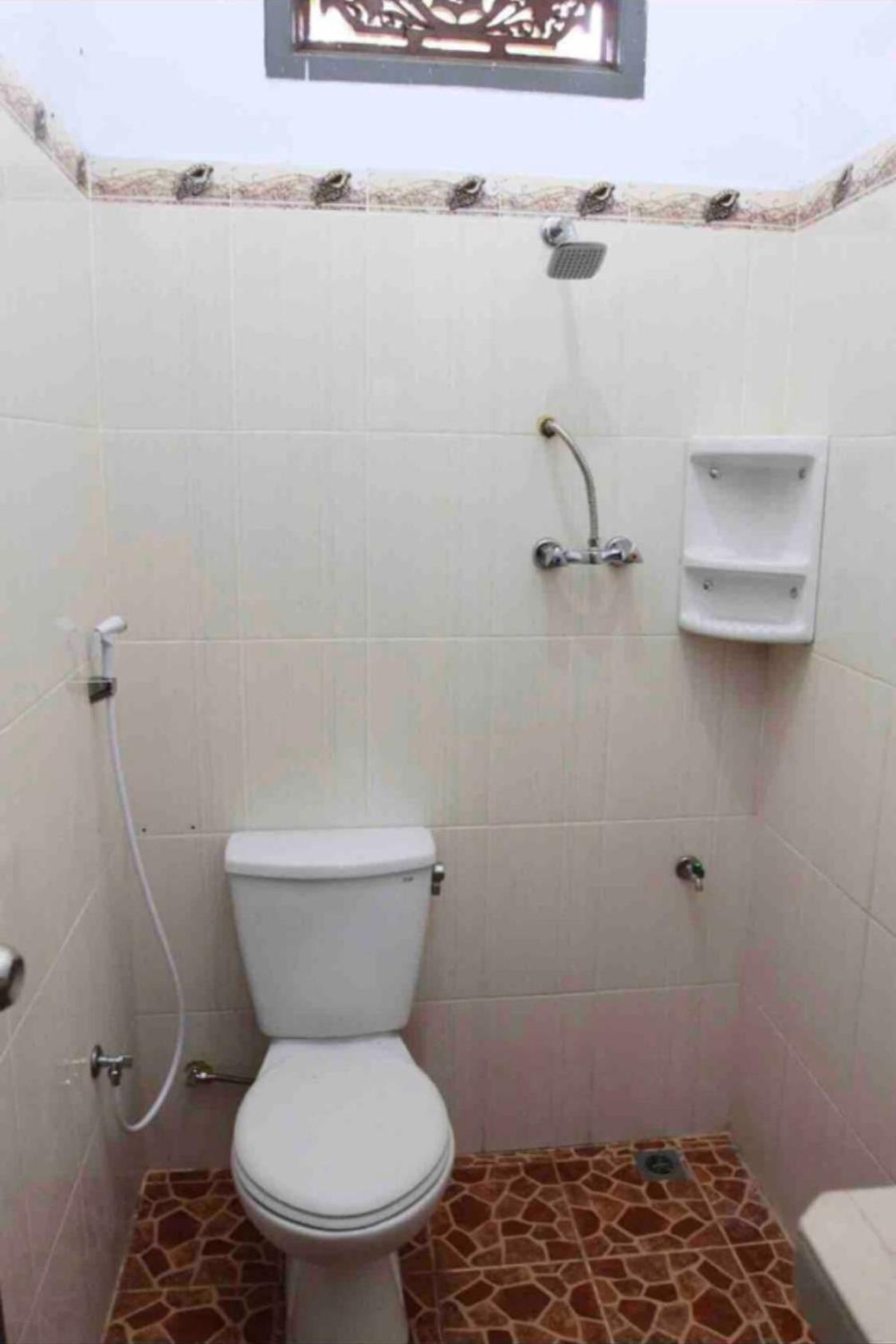 Pili Pili Homestay 6 Legian Eksteriør billede